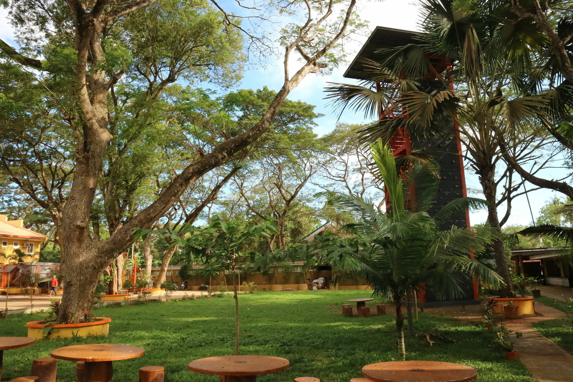 RedDoorz Premium @ Gabinete Road Palawan Hotel Puerto Princesa Exterior foto