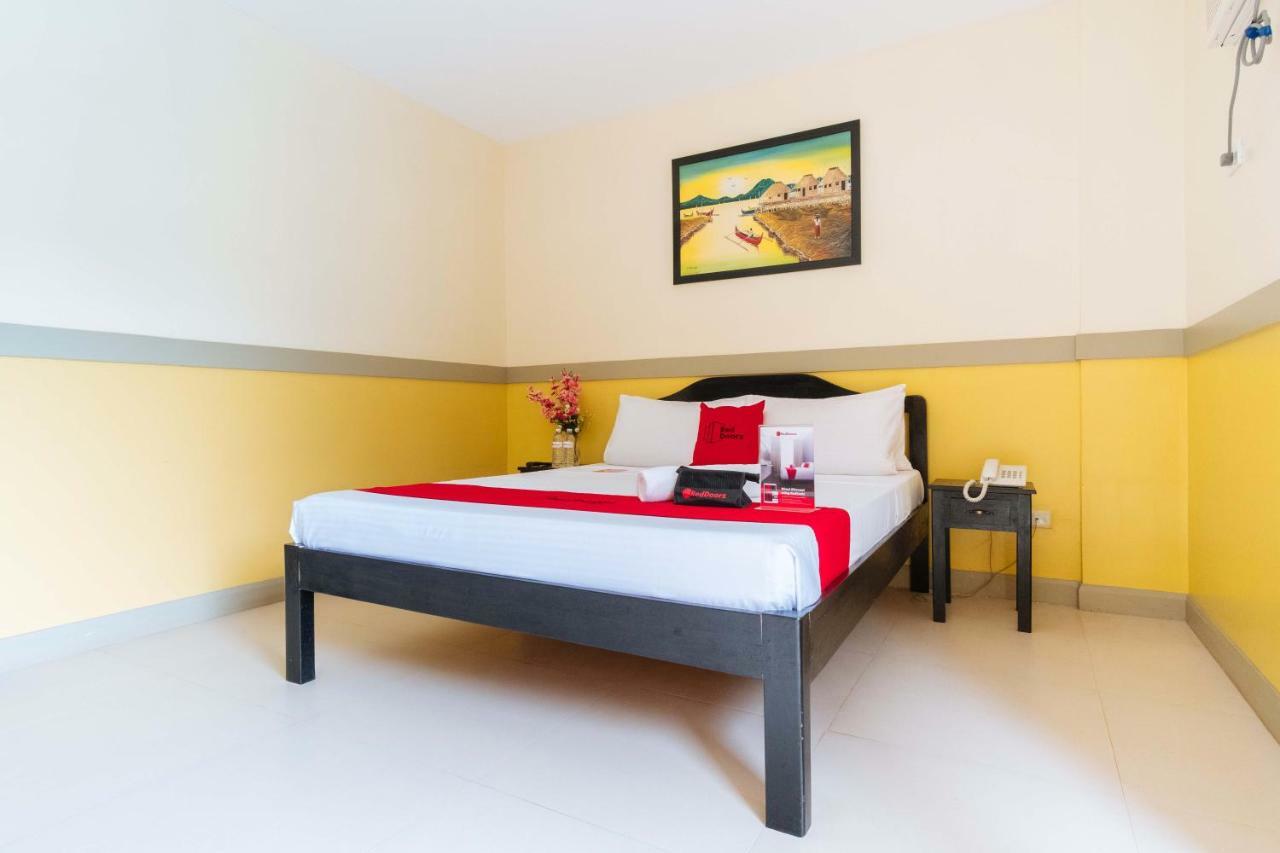 RedDoorz Premium @ Gabinete Road Palawan Hotel Puerto Princesa Exterior foto