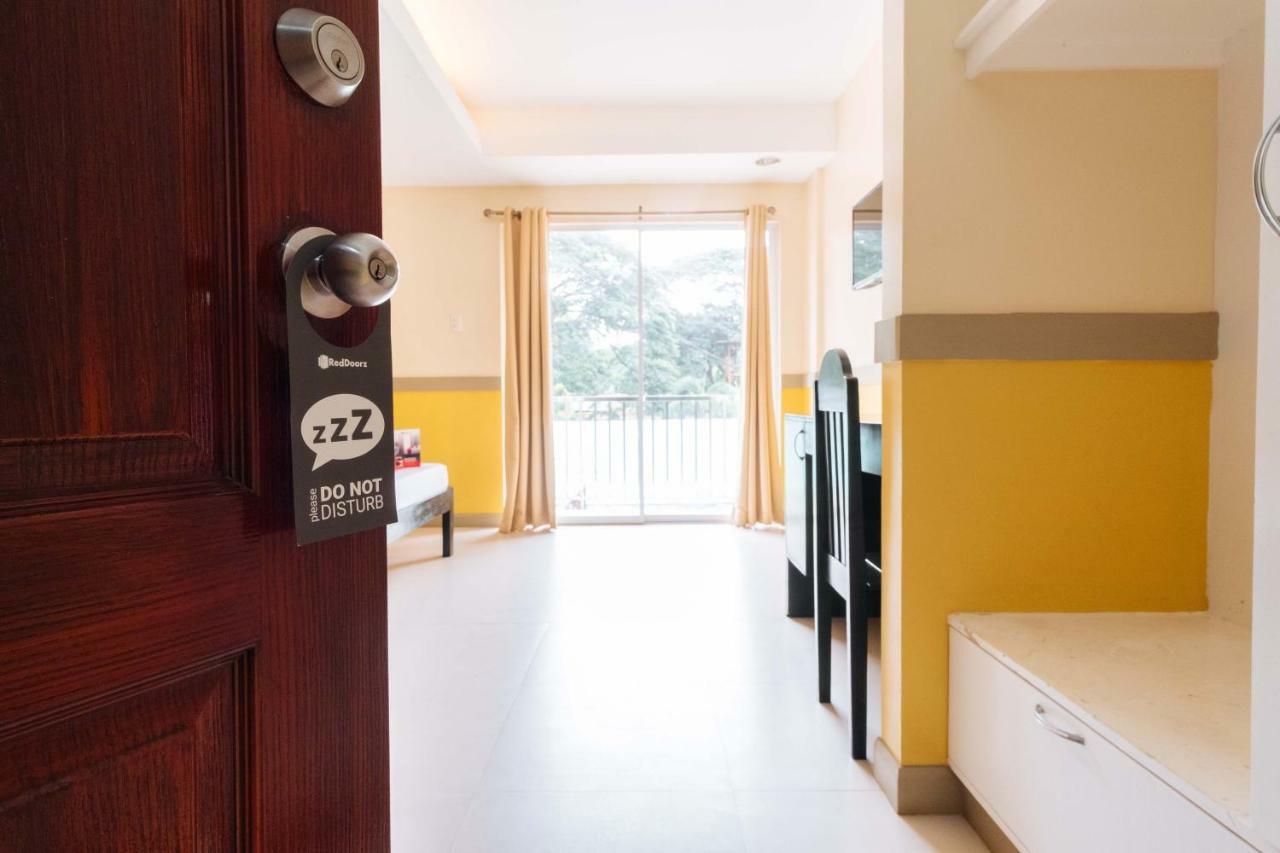 RedDoorz Premium @ Gabinete Road Palawan Hotel Puerto Princesa Exterior foto